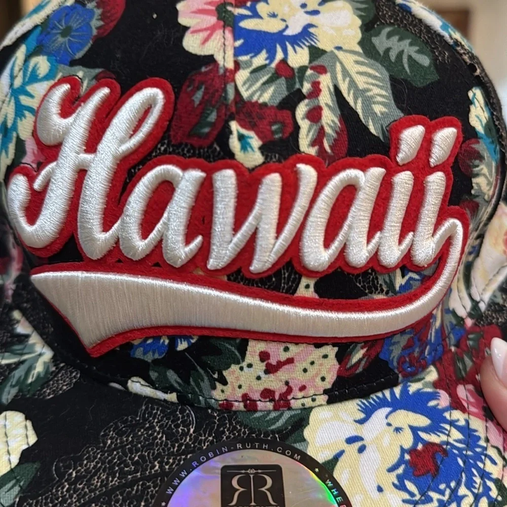 NWT Robin Ruth Tropical Floral‎ Snapback Hat